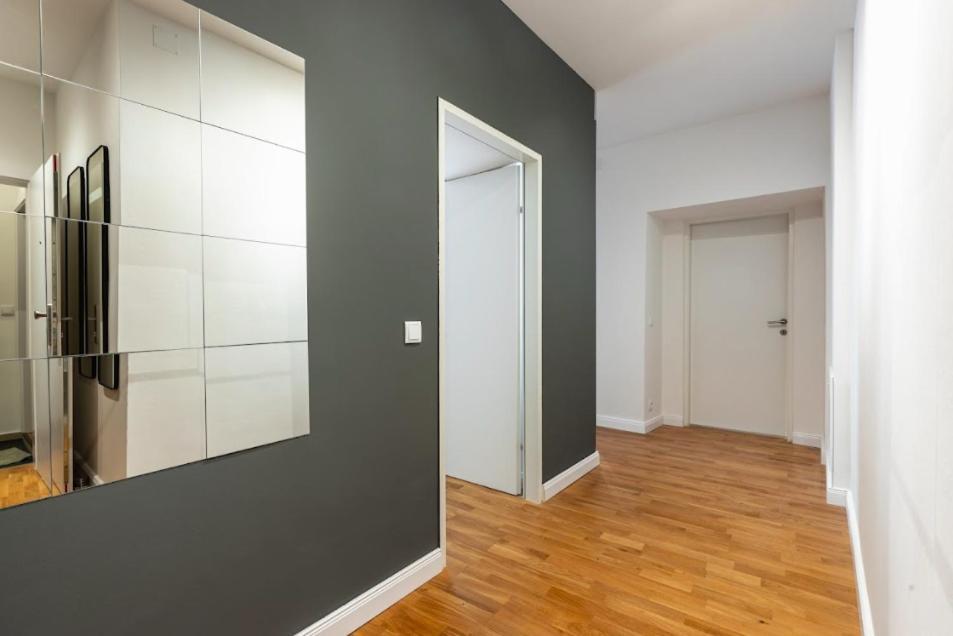 Authentic Apartment Next To Schwedenplatz فيينا المظهر الخارجي الصورة