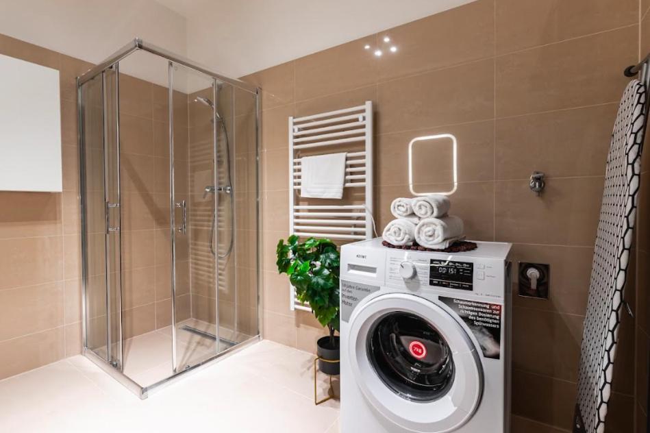 Authentic Apartment Next To Schwedenplatz فيينا المظهر الخارجي الصورة